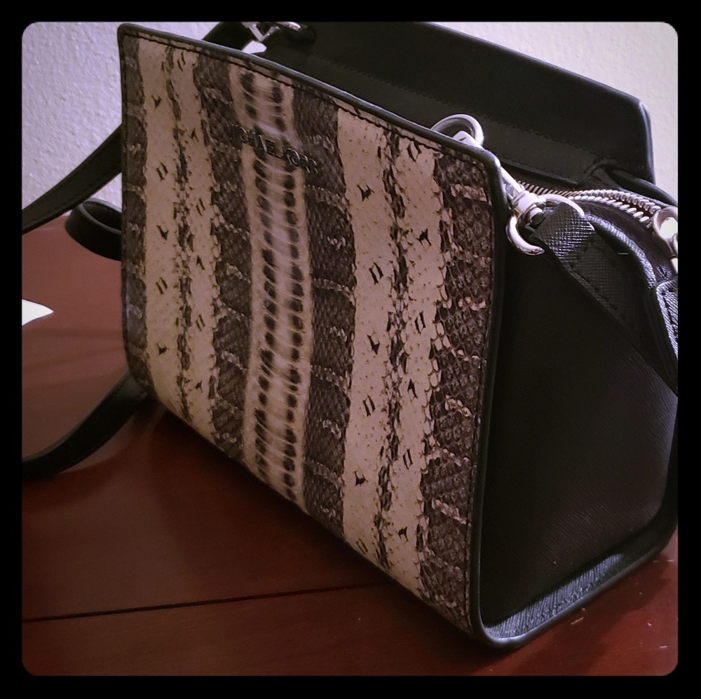 Michael Kors purse